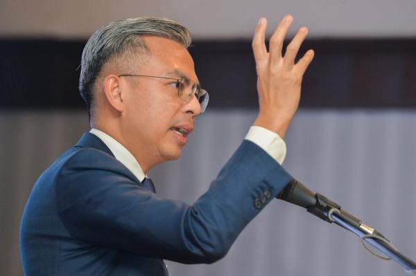 Fahmi欢迎‘3R’法案，以维护马来西亚的和平与安全